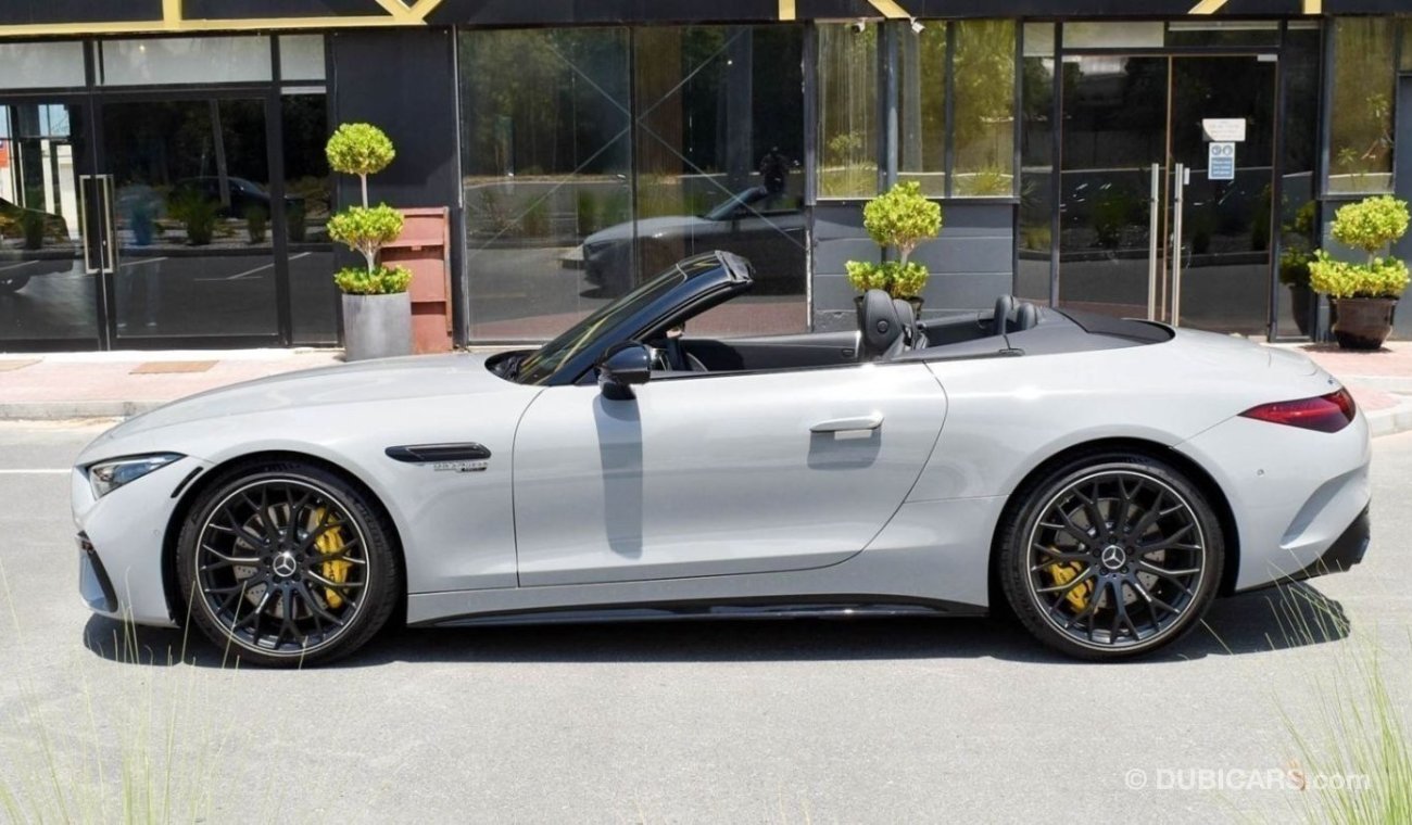 مرسيدس بنز SL 63 AMG Roadster 4Matic+- Brand New - Night Package