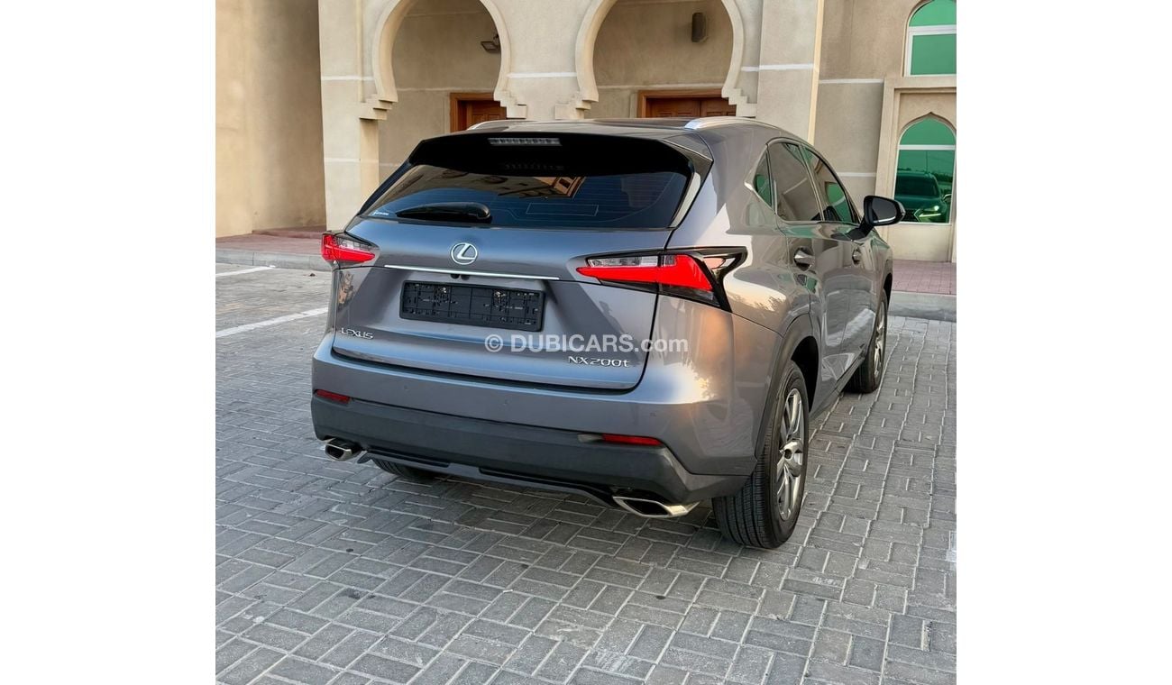 Lexus NX200t Premier 2.0L