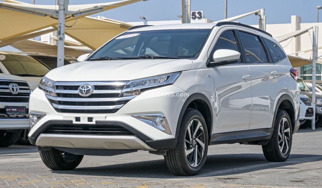 تويوتا راش Toyota rush 2023 _1.5 first owner under warranty