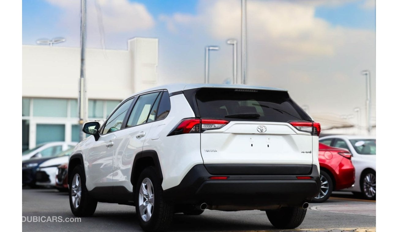 تويوتا راف ٤ سيارة تويوتا RAV4 XLE (AX50) موديل 2020، 5 أبواب، محرك بنزين 4 سلندر، أوتوماتيكي، دفع رباعي