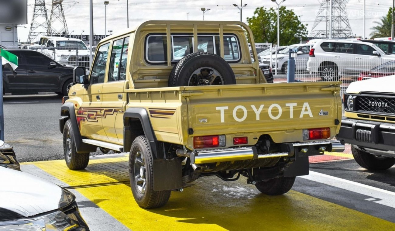 تويوتا لاند كروزر بيك آب 4.0L V6 Petrol Double Cabin Auto transmission