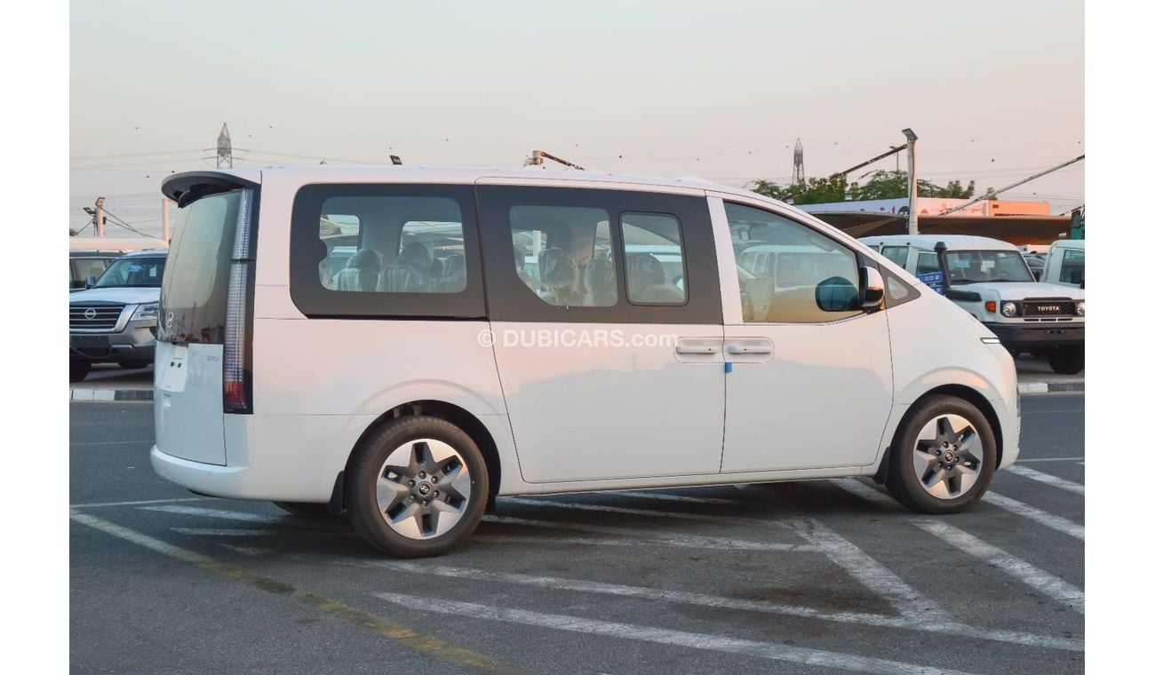 هيونداي ستاريا HYUNDAI STARIA 2.2L DIESEL MINIVAN 2025