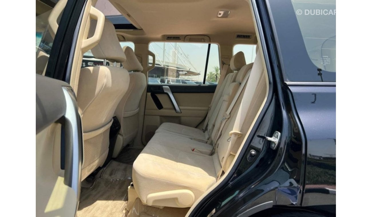 تويوتا برادو Toyota Prado 2017 GXR V6 Full Option top the range petrol left hand Drive clean condition