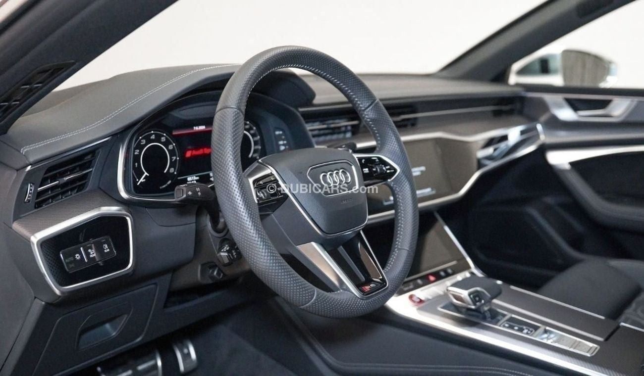 Audi RS7 TFSI Quattro - AED 7,477 P/M - 2 Years Warranty