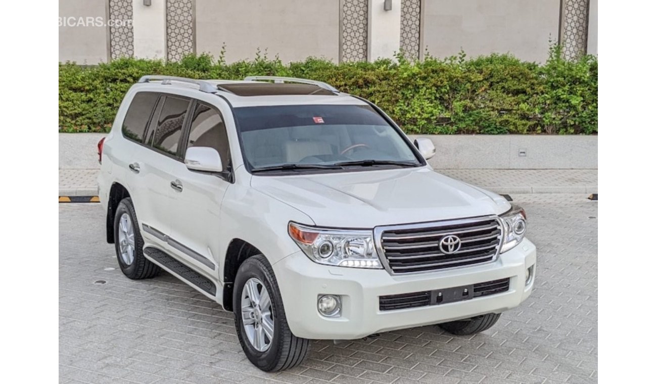 Toyota Land Cruiser GXR Toyota landcuriser 2013 Full option V6