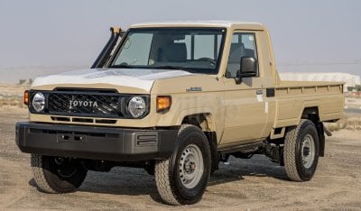 تويوتا لاند كروزر بيك آب LC79SC 4.0L PETROL: WITH POWER WINDOW, DIFF LOCK, NEW SHAPE (EXPORT ONLY)