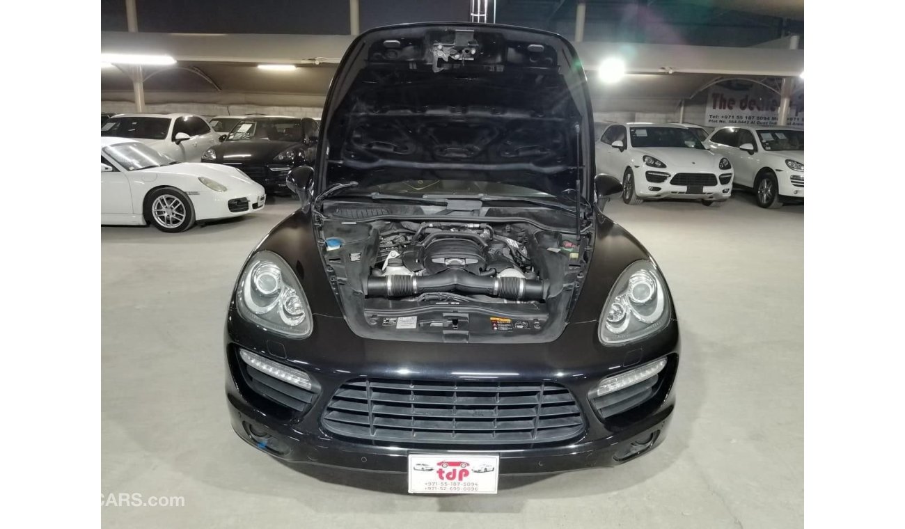 Porsche Cayenne PORSCHE CAYENNE S 4.8L 2011, WITH SUNROOF, LEATHER INTERIOR AND MORE..