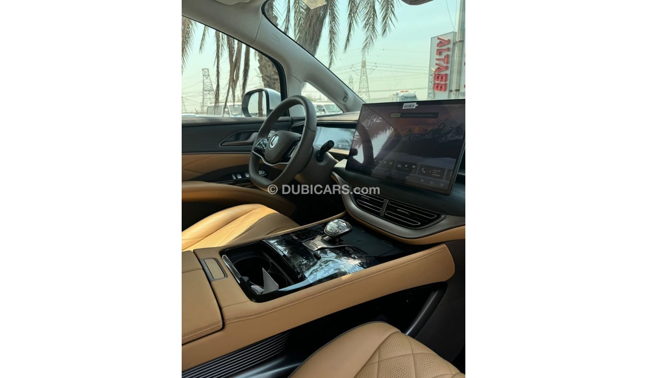 دينزا D9 2023 DENZA D9 DUAL DM-i SUPER HYBRID VERSION