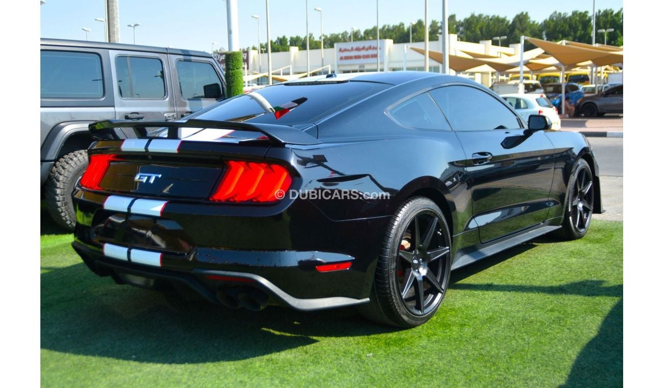 Ford Mustang GT  5.0L //GOOD CONDITION //RED INSIDE //SHELBY KIT