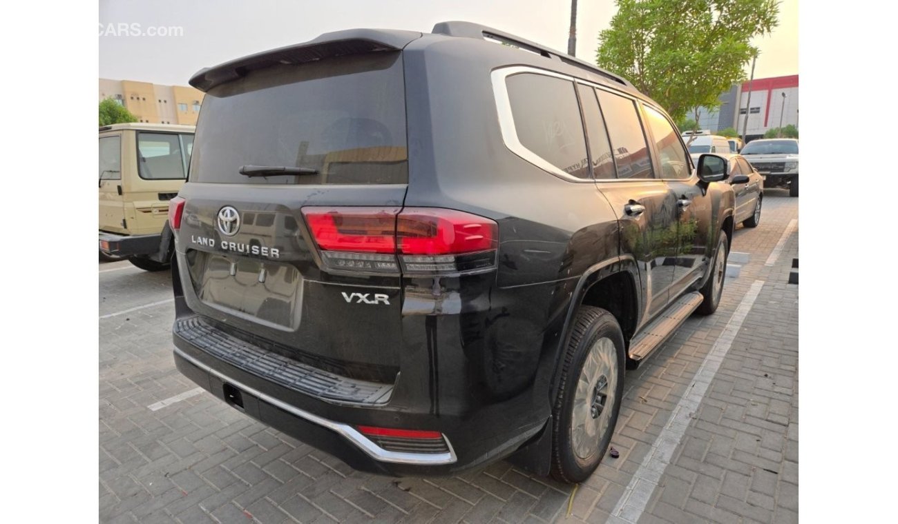 Toyota Land Cruiser 2024 Toyota Land Cruiser LC300 VXR 3.5L V6 Twin Turbo Petrol A/T 4WD Only For Export