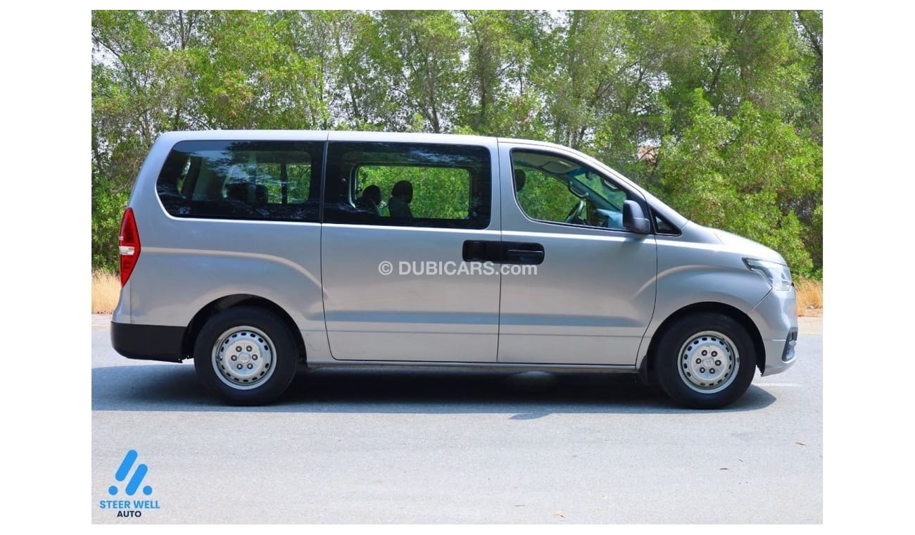 هيونداي H-1 Std GL 2.5L RWD - Petrol Automatic - 9 Seater Passenger Van - Like New Condition - GCC