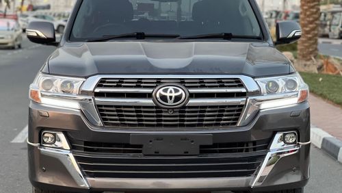 تويوتا لاند كروزر Toyota Land Cruiser Sahara 2014 Grey