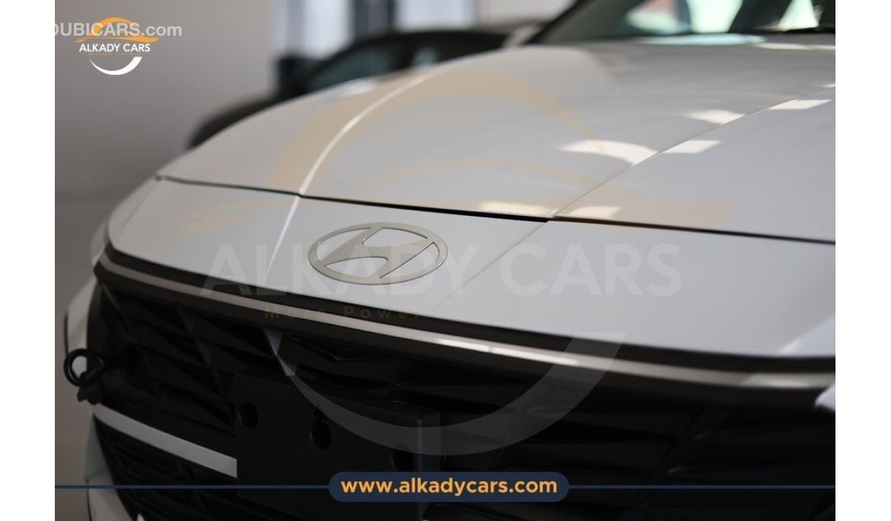 هيونداي إلانترا HYUNDAI ELANTRA 1.6L LUXURY 2024