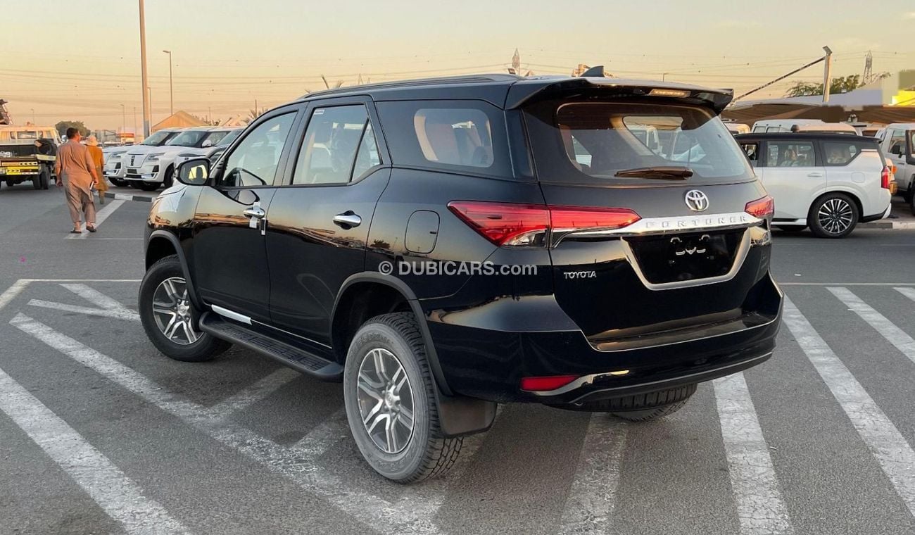 Toyota Fortuner TOYOTA FORTUNER 2.7 4x4 Mid Option Auto AC 2024 Model