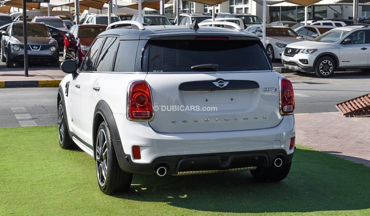 Used Mini Cooper S Countryman 2017 for sale in Dubai - 690780