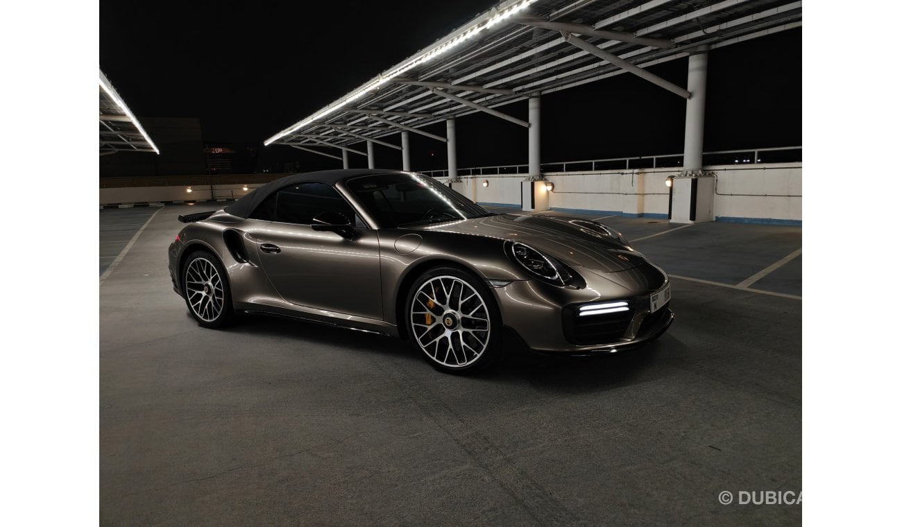 Porsche 911 Turbo S 3.8L (560 HP) Convertible