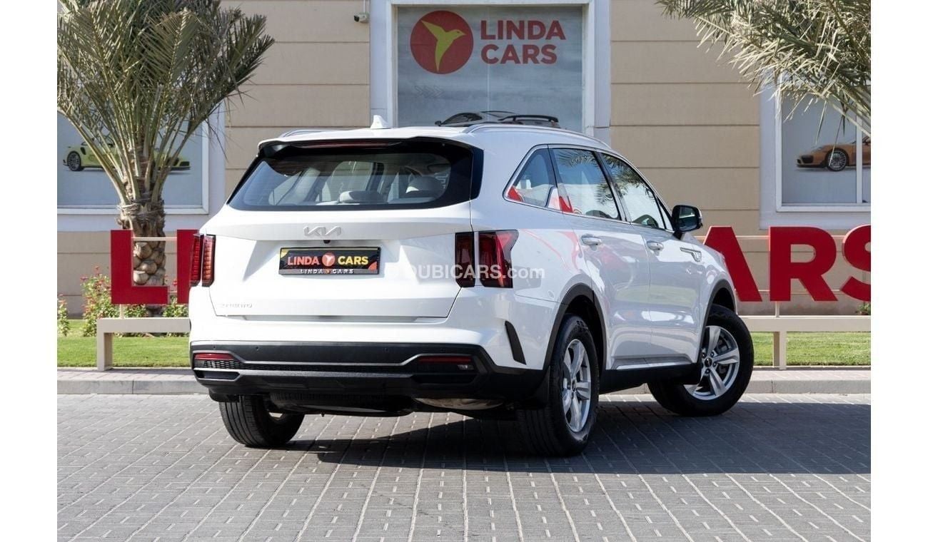 كيا سورينتو Base 2.4L FWD Kia Sorento 2023 GCC under Agency Warranty with Flexible Down-Payment.