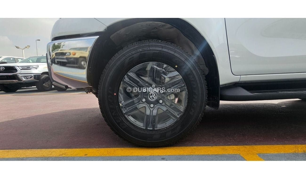 Toyota Hilux Toyota Hilux 2.7L VVT-i Petrol GLX-S 4WD |REAR CAMERA| MANUAL TRANSMISSION |KEY START | 4WD |REAR CA