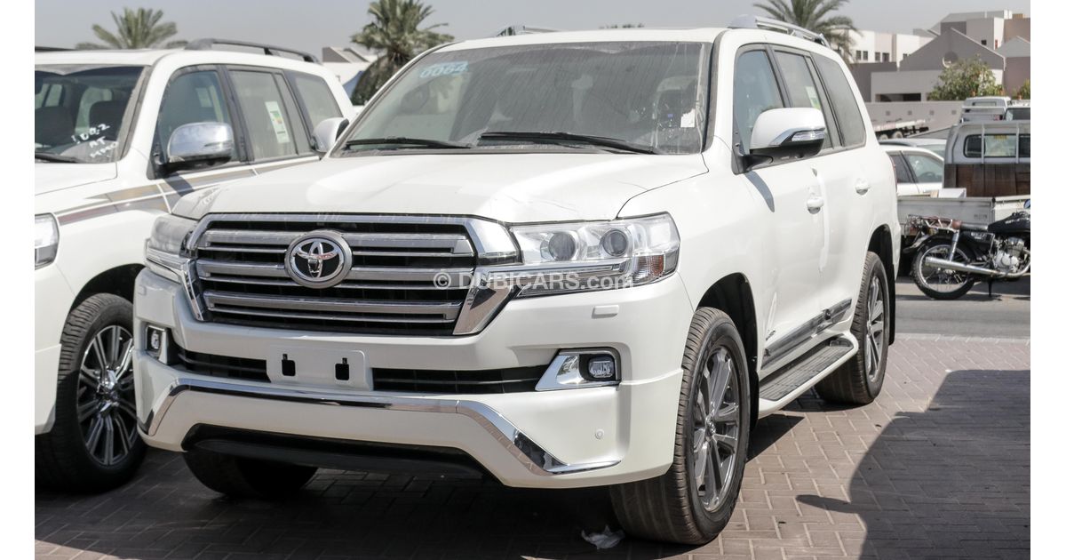 Toyota Land Cruiser GXR V8 for sale. White, 2017