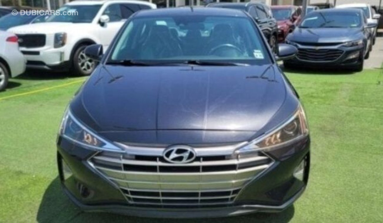 Hyundai Elantra sel 2020 low mileage 43868