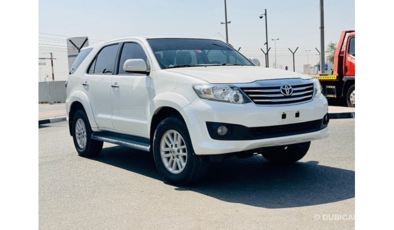 تويوتا فورتونر Toyota Fortuner 2013 v4 LHD petrol Full options top of the range