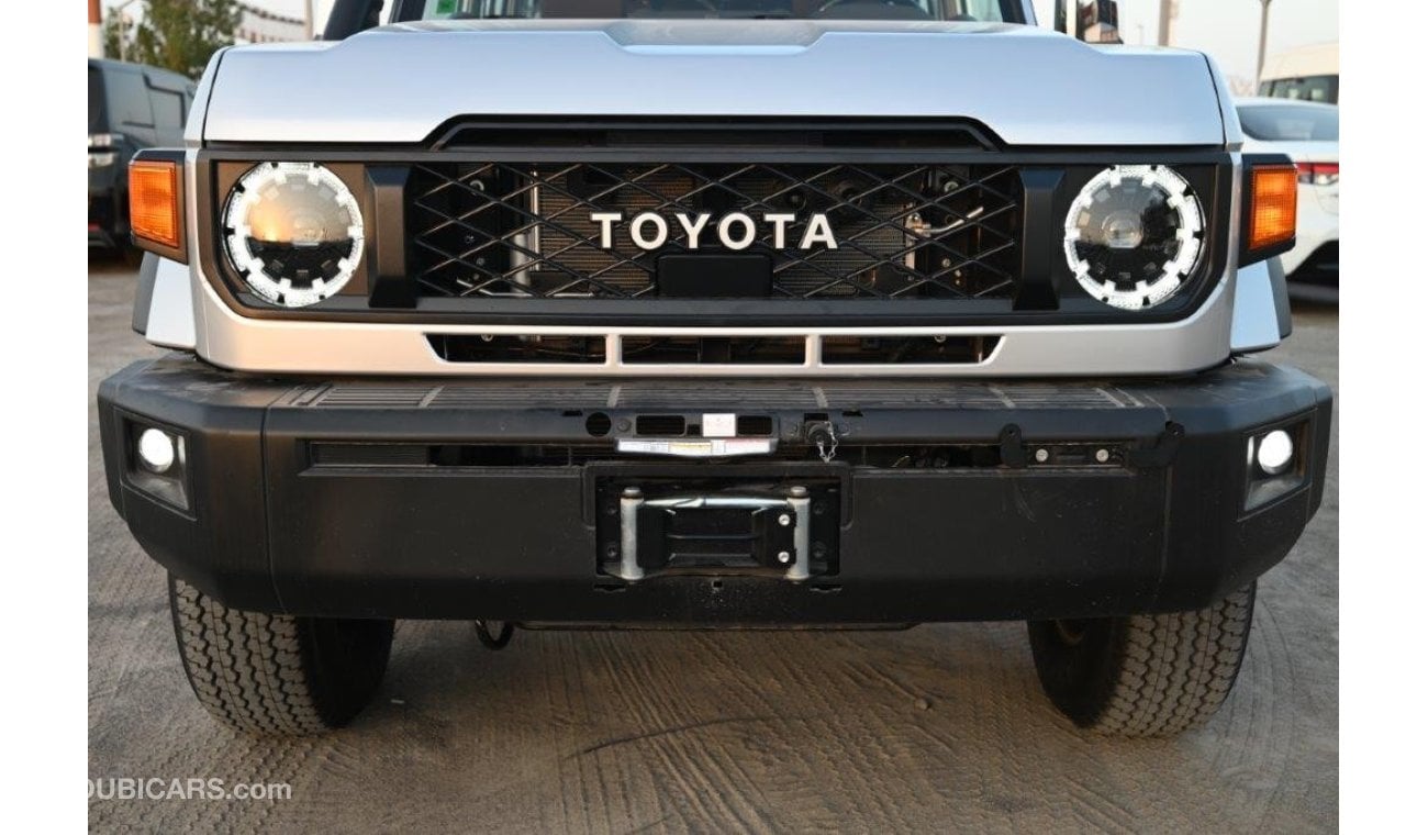 تويوتا لاند كروزر هارد توب 2024 TOYOTA LAND CRUISER 76 HARDTOP  LX-G V6 4.0L PETROL 5-SEATER AT