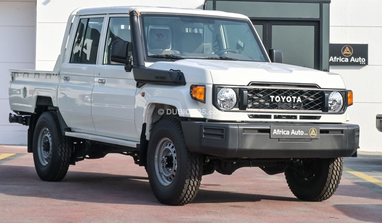 Toyota Land Cruiser 70 LC79 DC 4.5L V8 MT YM 2024