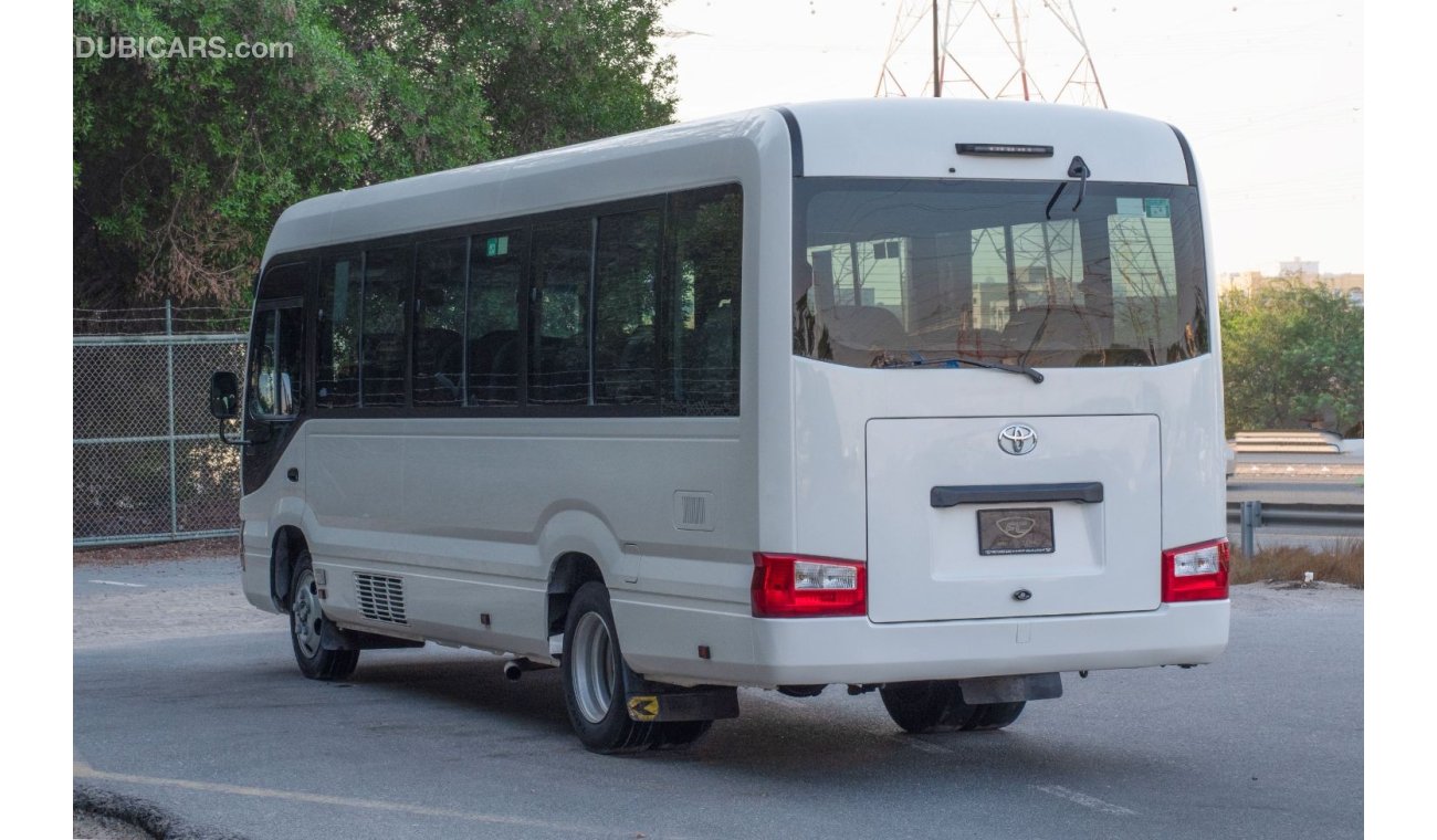 Toyota Coaster 2019 | TOYOTA COASTER | 23-SEATER | AUTOMATIC DOOR | GCC SPECS | T00501