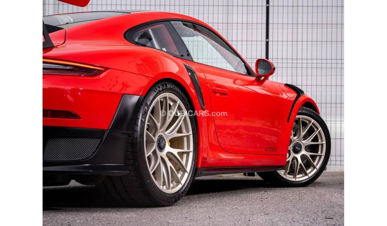 بورش 911 GT2 RS 3.8L GT2 RS PDK 3.8 2dr RIGHT HAND DRIVE