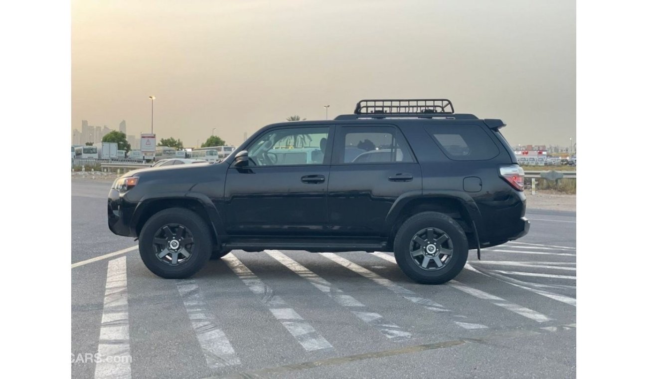 تويوتا Runner4 2021 Toyota 4Runner SR5 Premium 4x4 -4.0L V6 /