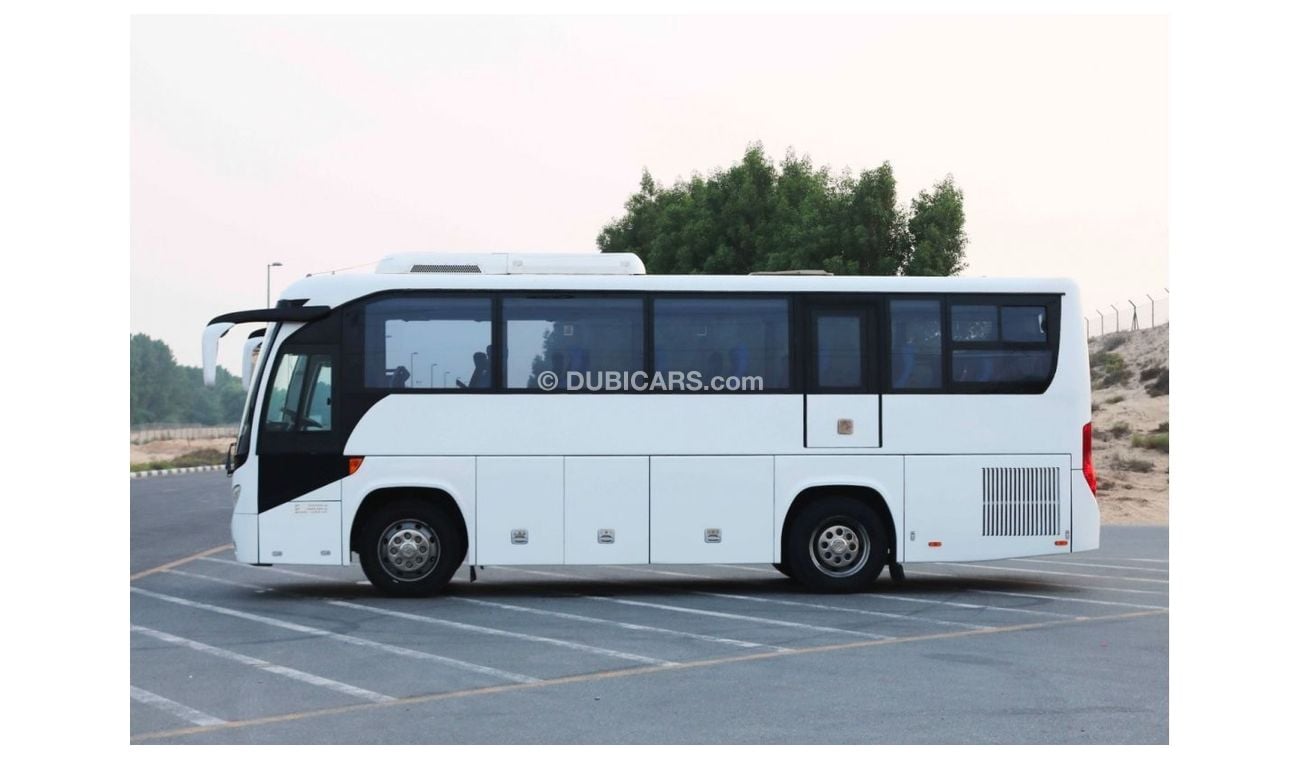 Foton AUV 2017 | AUV - 35 SEATER TOURIST BUS WITH GCC SPECS AND EXCELLENT CONDITION