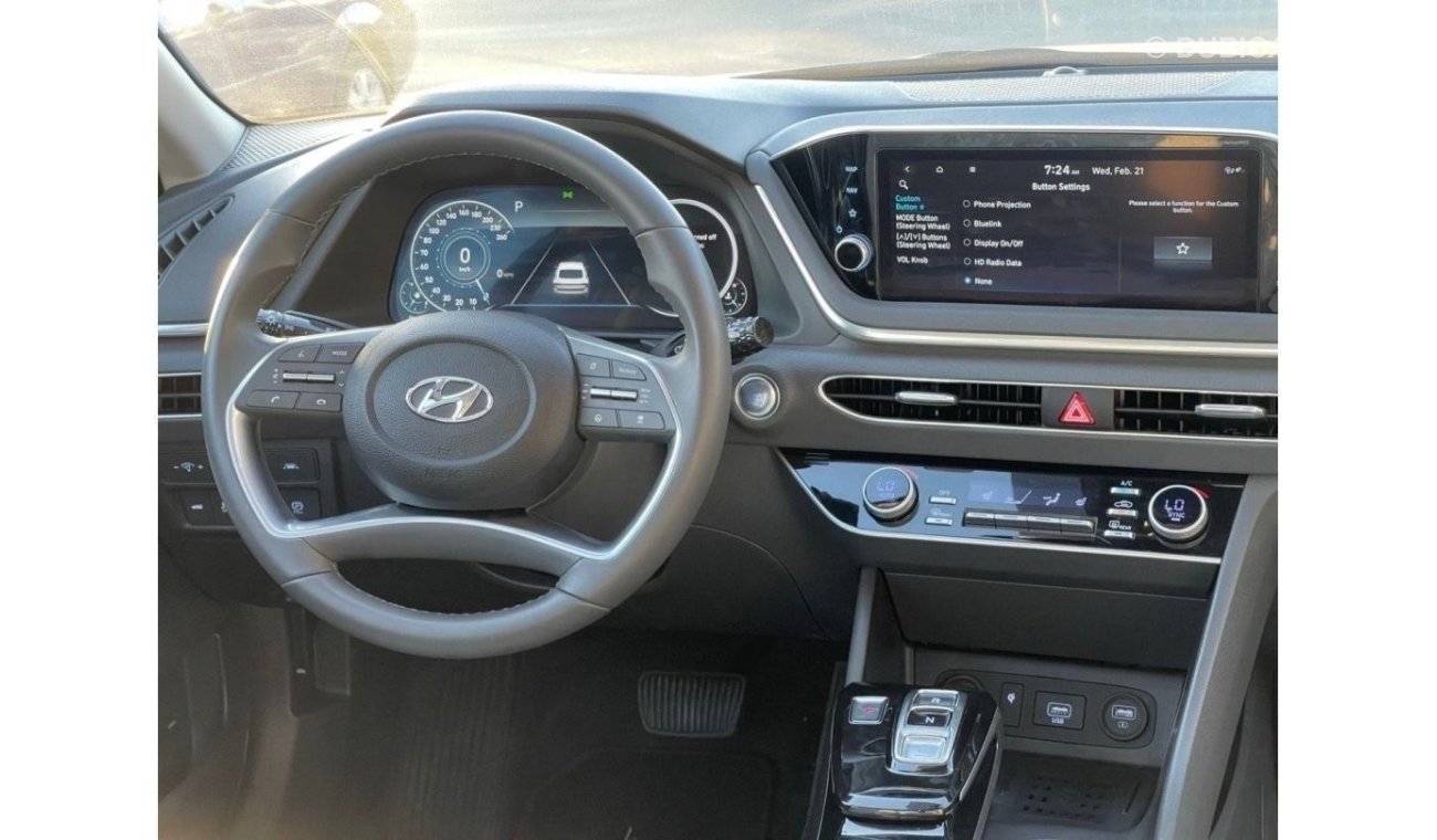 Hyundai Sonata Model 2023, imported from America, full option, panoramic sunroof, digal counter, 4 cylinder, automa