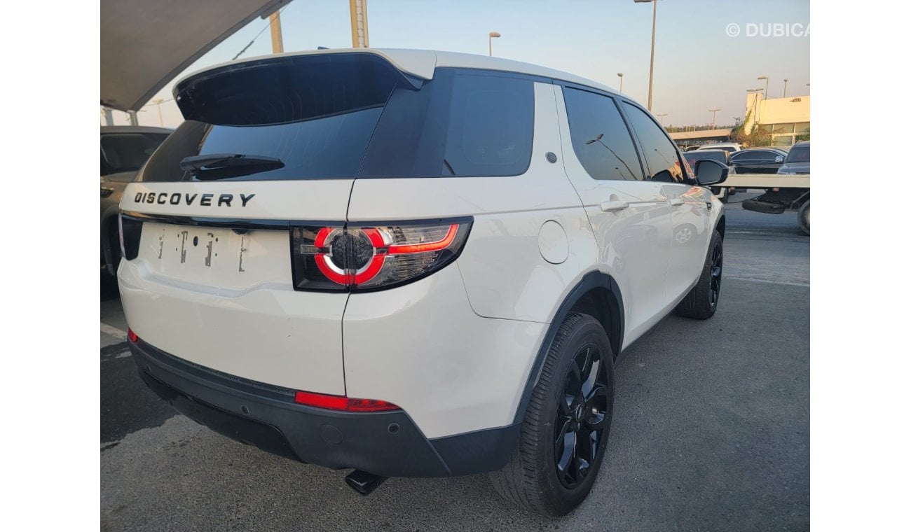 Land Rover Discovery HSE Luxury