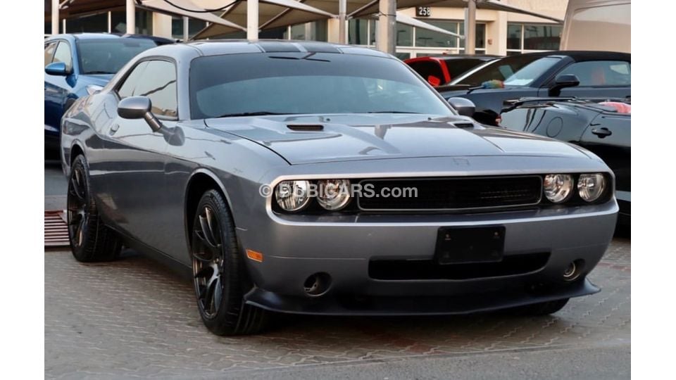 Used Dodge Challenger Sxt 2014 For Sale In Sharjah 556485