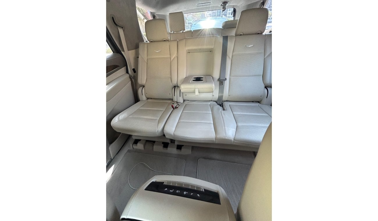 Cadillac Escalade VIP