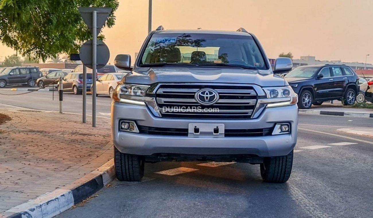 Toyota Land Cruiser EXR 2016 | Perfect Condition | GCC