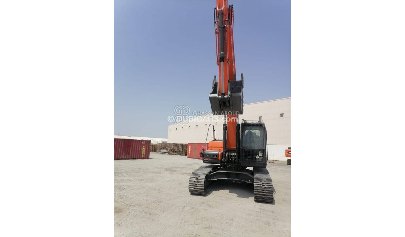 Doosan DX225 LCA DOOSAN DX225 LCA – CHAIN EXCAVATOR OPERATING WEIGHT 22 TON APPROX. WITH BUCKET 1.08 Cu.M BUCKET ( HE