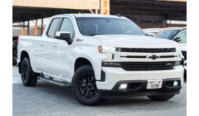 Chevrolet Silverado RST