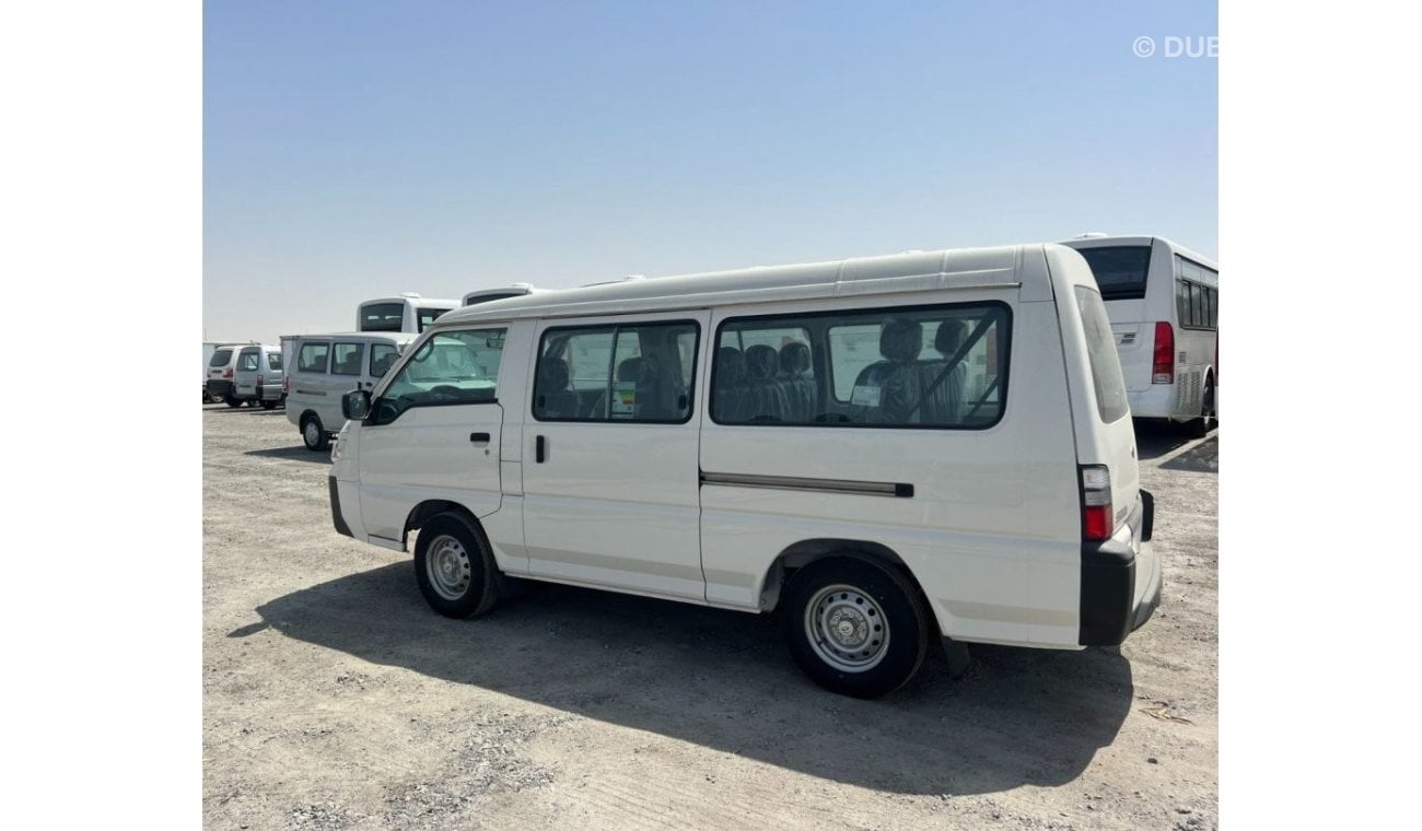 CMC D 260 CMC Veryca- Window Van -8 seater/ 2.4L 2WD