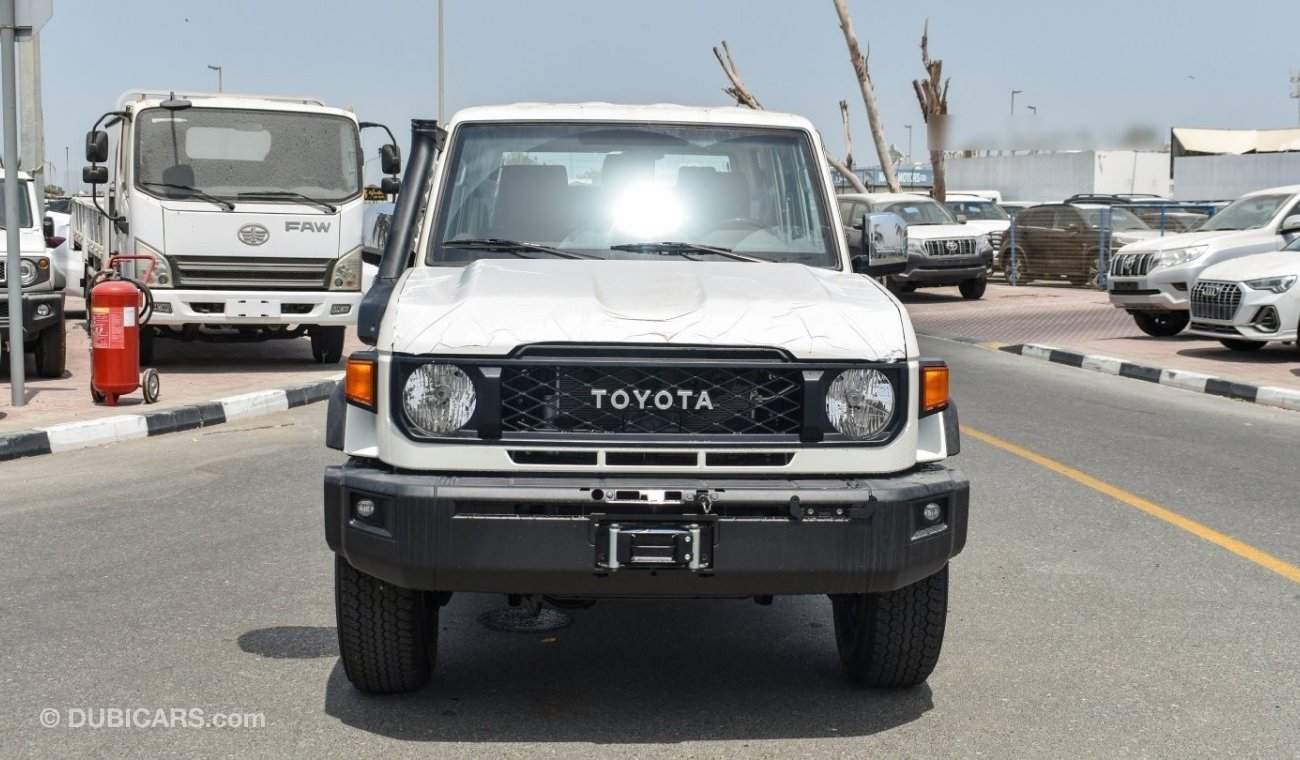 Toyota Land Cruiser Hard Top 4.0L V6 Auto Transmission