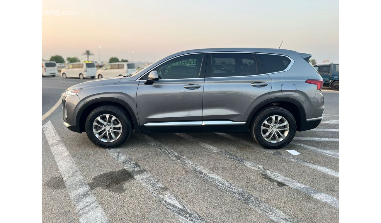 هيونداي سانتا في 2019 HYUNDAI SANTAFE SE -2.4L - V4 -  REAR CAMERA -  PW - LEATHER SEATS - 53000 mileage- VERY CLEAN