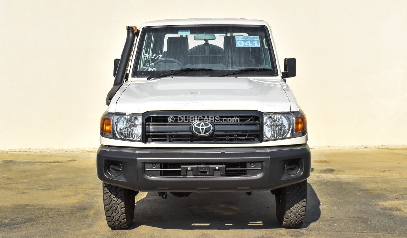 Toyota Land Cruiser Pick Up Diesel V6  Right Hand