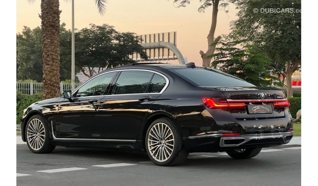 BMW 730Li Luxury M Sport Package BMW 730LI M PACKAGE 2022 GCC EXCLUSIVE WITH RADAR TOP OF RANGE UNDER WARRANTY