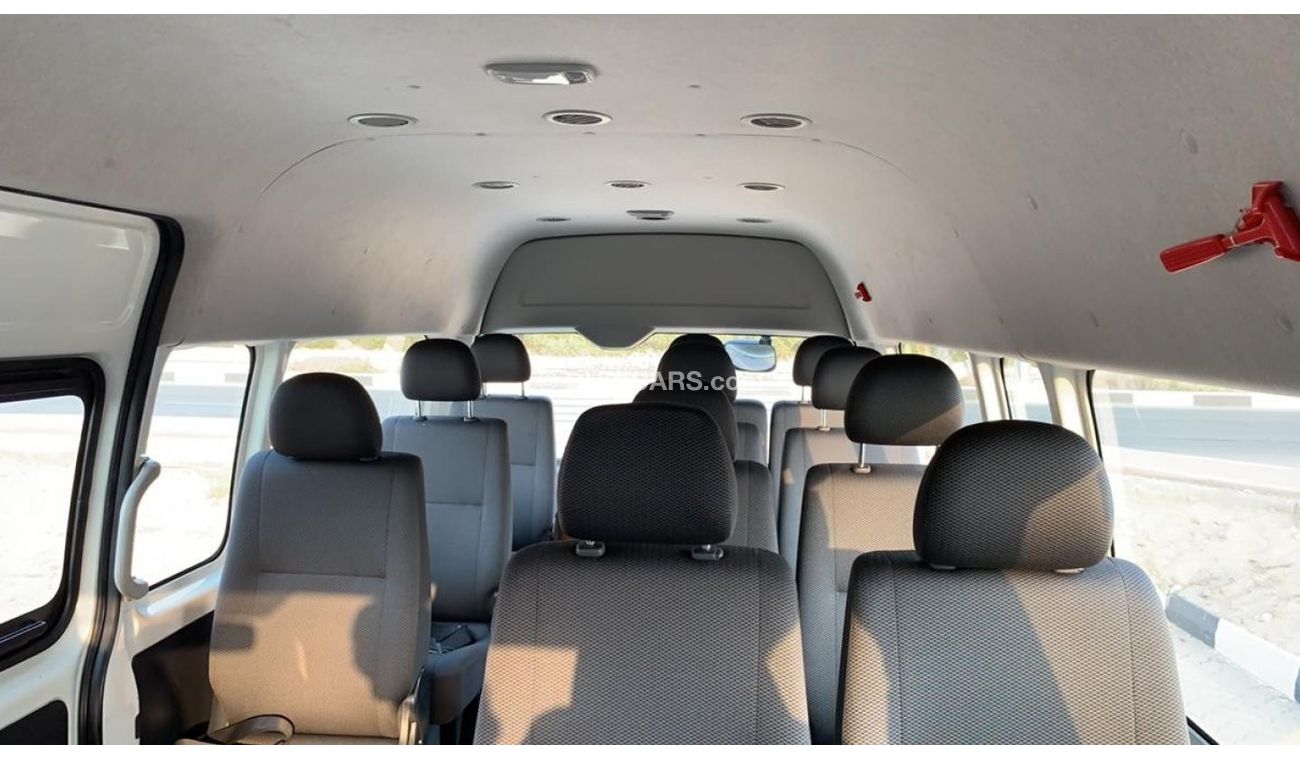 Toyota Hiace Toyota Hiace High Roof 13 Seats 2017 Ref# 487