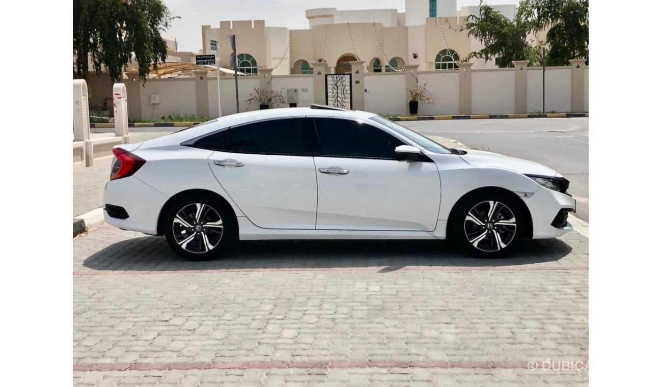 Honda Civic LX HONDA CIVIC 2020 1.6L ,GCC Specs / Sunroof