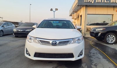 تويوتا كامري Toyota Camry XLE Hyrbrid