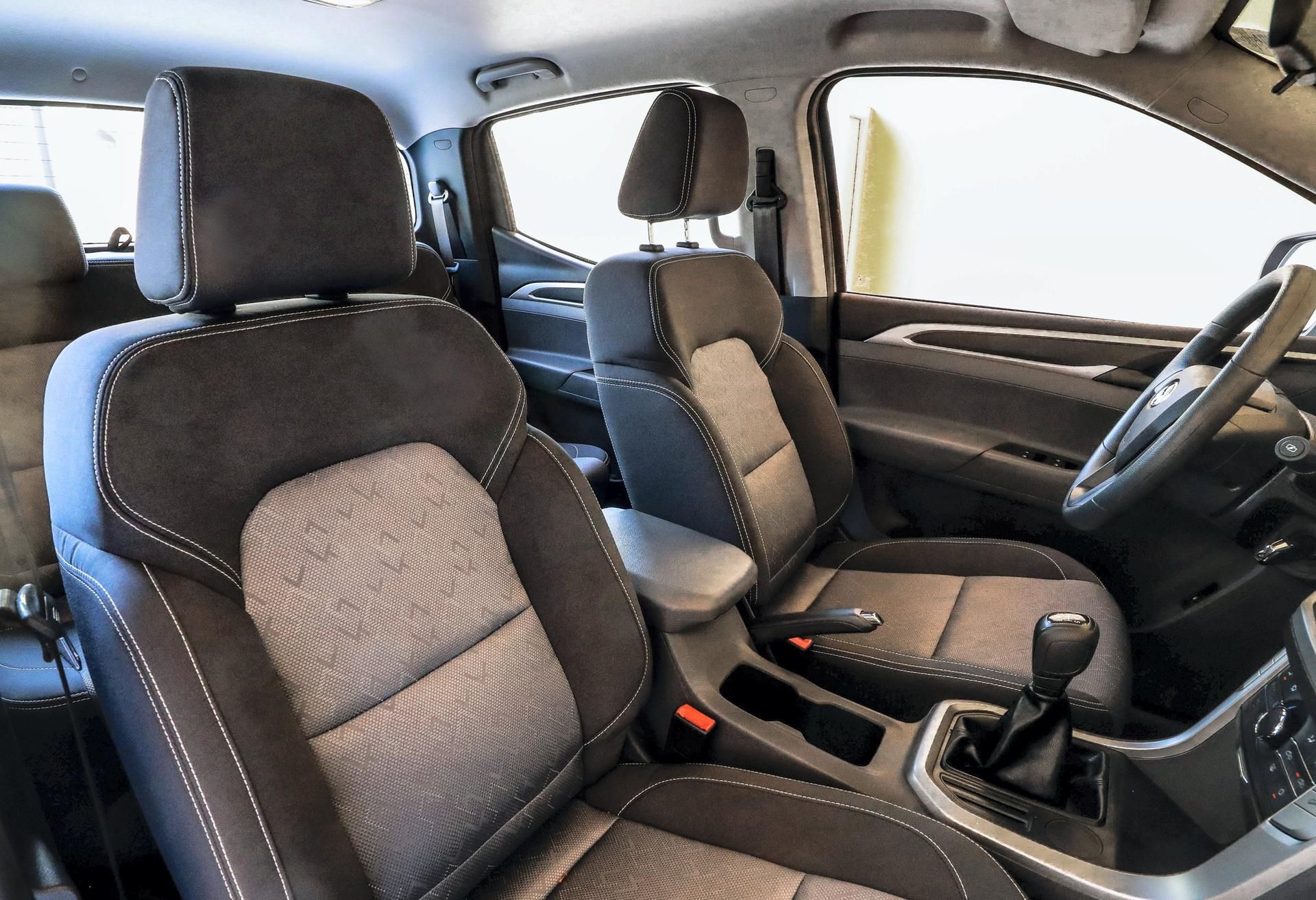 Maxus T60 interior - Seats