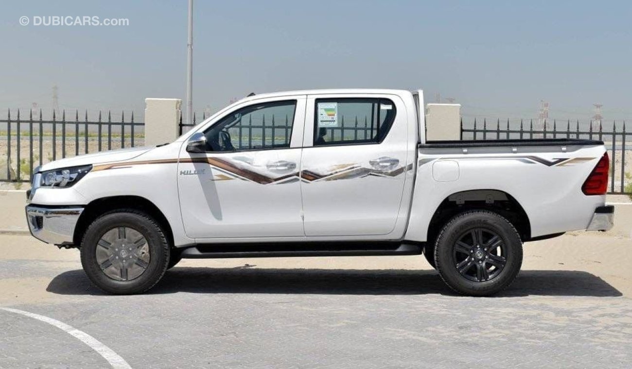 تويوتا هيلوكس HILUX 2.7L AT PETROL 2024 MED OPTION