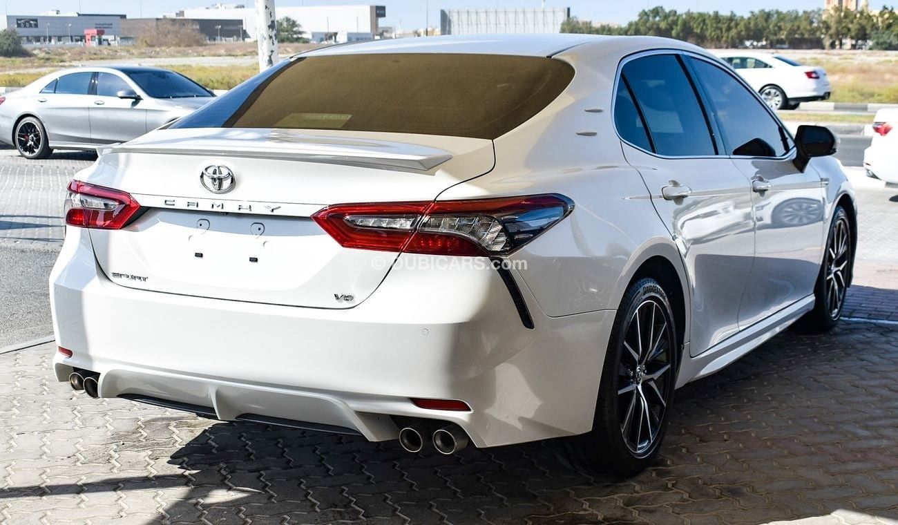 Toyota Camry Sport