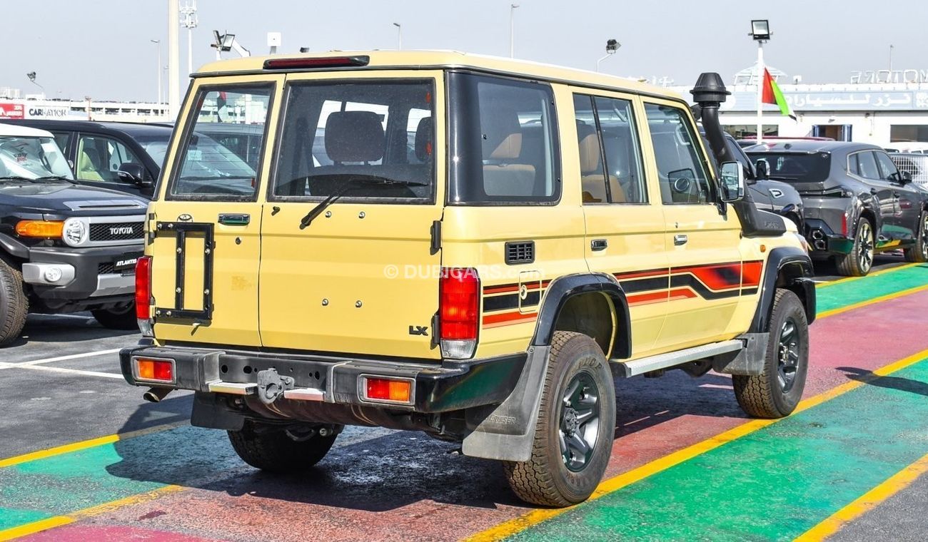 Toyota Land Cruiser Hard Top 4.0L V6 Petrol